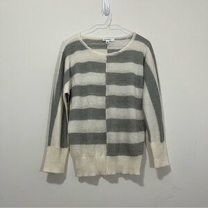 Calvin Klein Mohair Wool Blend Oversized Lightweight Cream Grey Sweater Size M